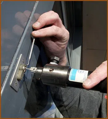 Interstate Locksmith Shop Mission, KS 913-364-2660 - 11-commercial-locksmith-service