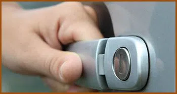 Interstate Locksmith Shop Mission, KS 913-364-2660 Interstate Locksmith Shop Mission, KS 913-364-2660 - 20-keys-locked-in-car